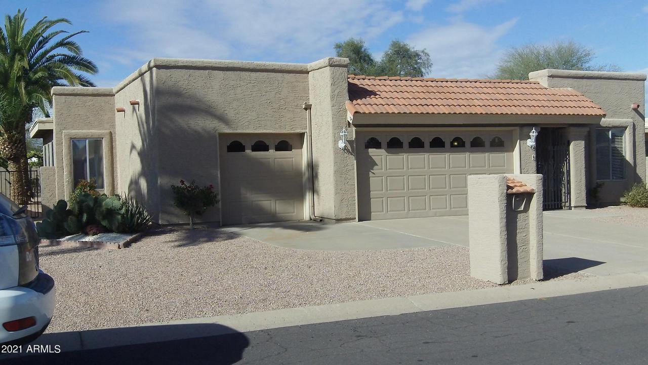 25620 S Pinewood Dr., Sun Lakes, AZ 85248