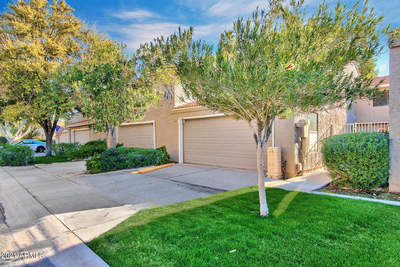 5511 S Hurricane Ct., Tempe, AZ 85283