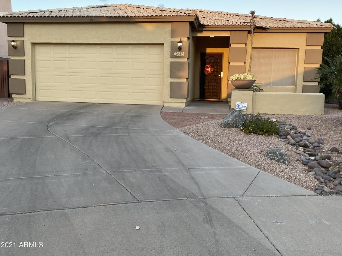 2613 N Platina Cir., Mesa, AZ 85215