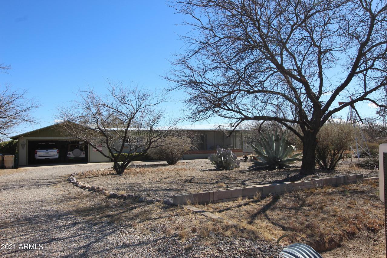 2264 N Mustang Heights Rd., Huachuca City, AZ 85616