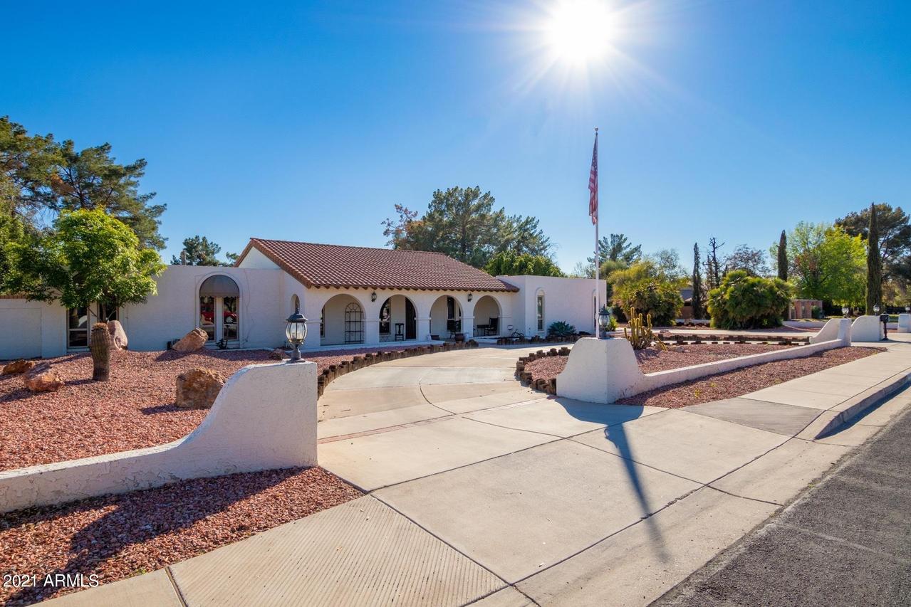 5901 W Sunnyside Dr., Glendale, AZ 85304