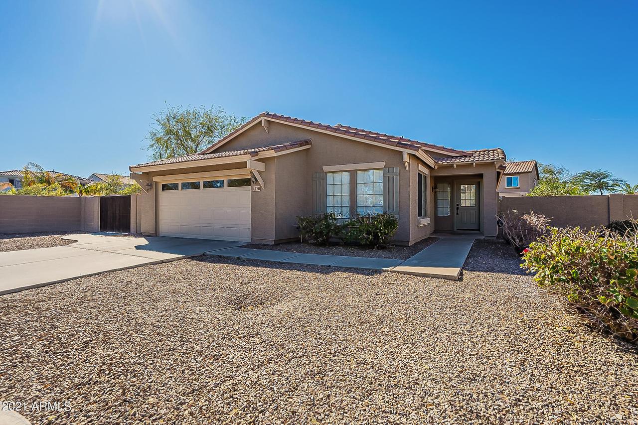 4470 S Lariat Ct., Gilbert, AZ 85297