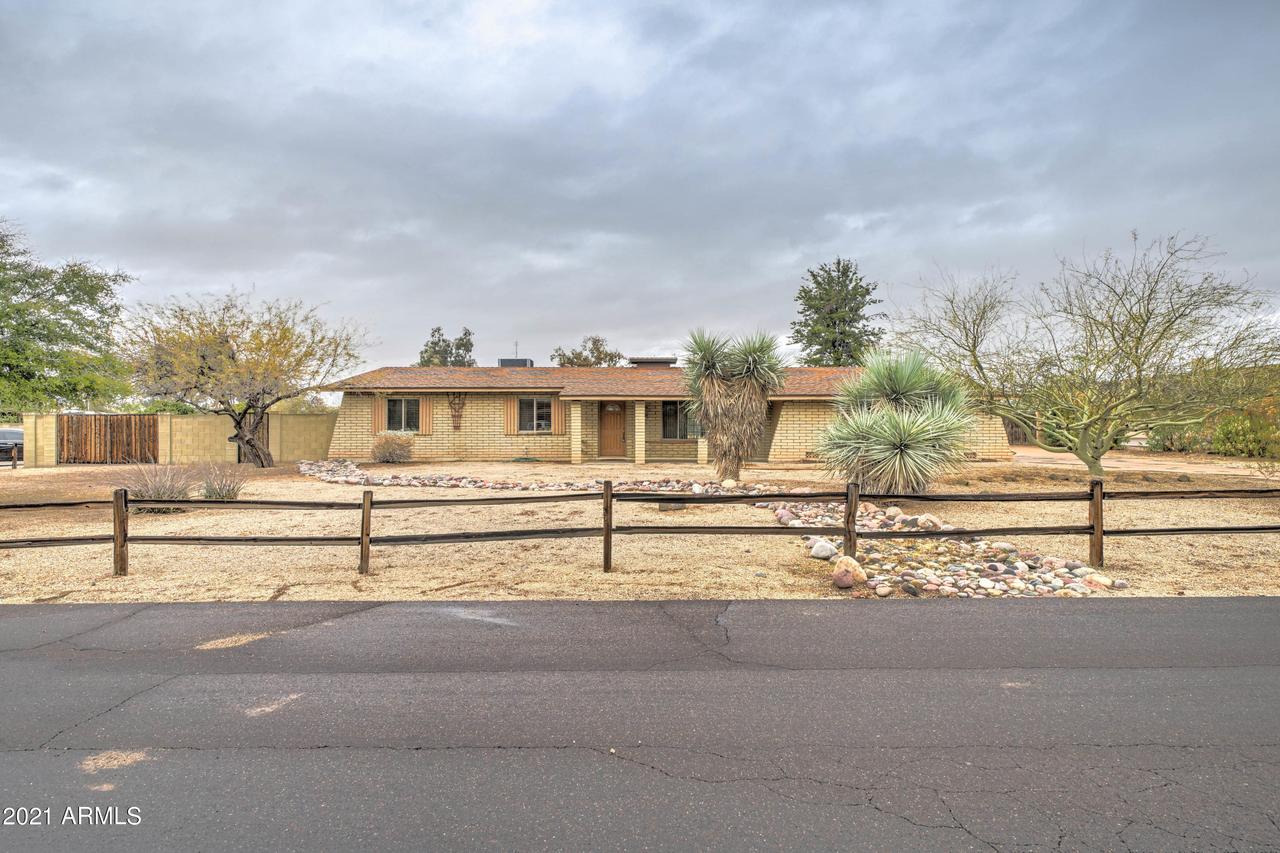 7702 E Davenport Dr., Scottsdale, AZ 85260