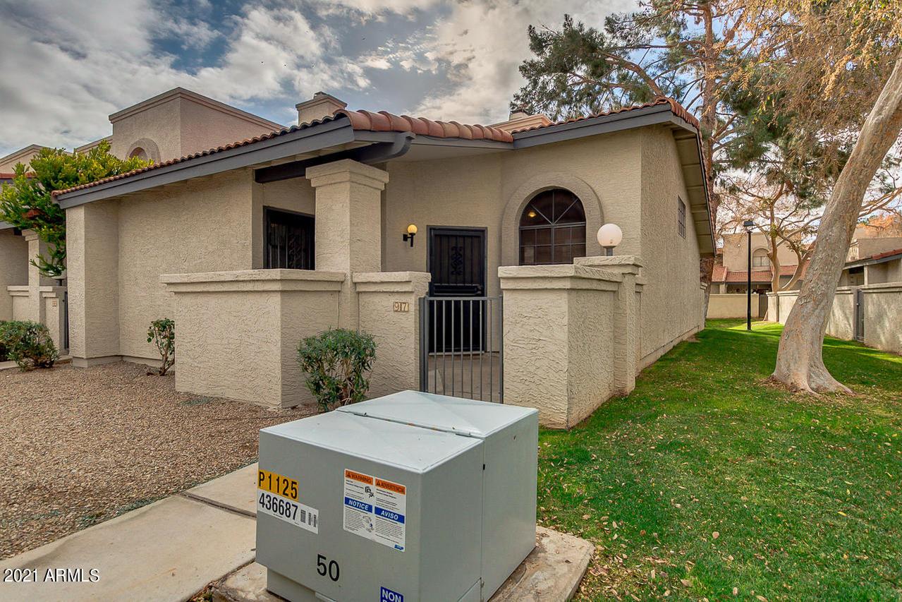 1718 S Longmore #97, Mesa, AZ 85202