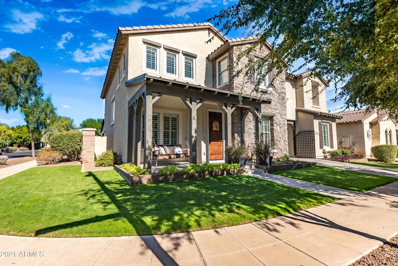 15436 W Alexandria Way, Surprise, AZ 85379