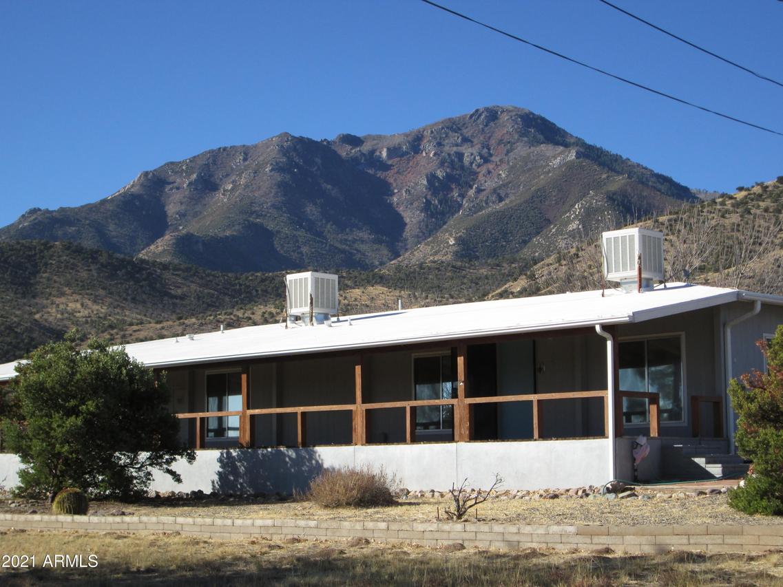 8010 S High Rd., Hereford, AZ 85615