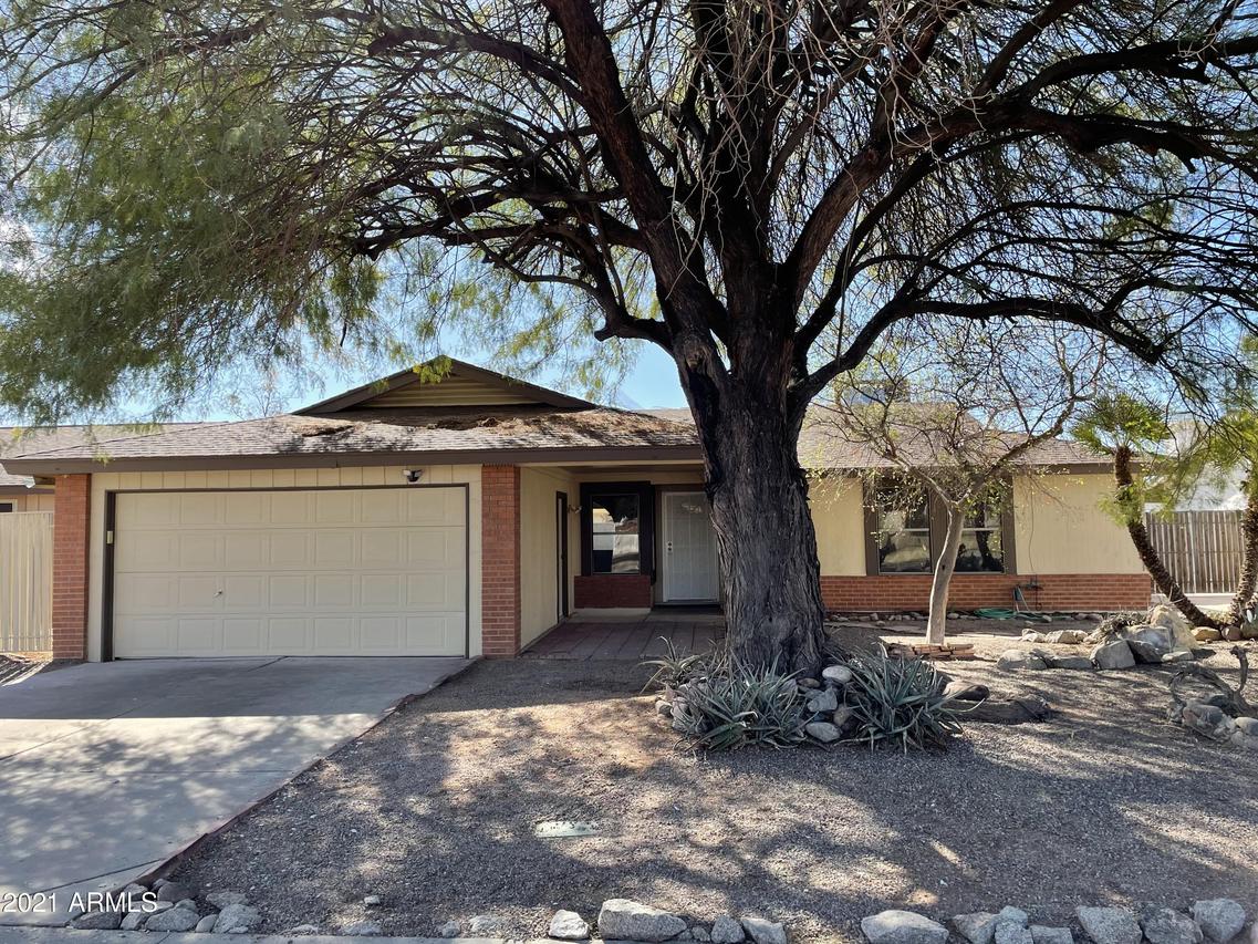 331 W Topeka Dr., Phoenix, AZ 85027