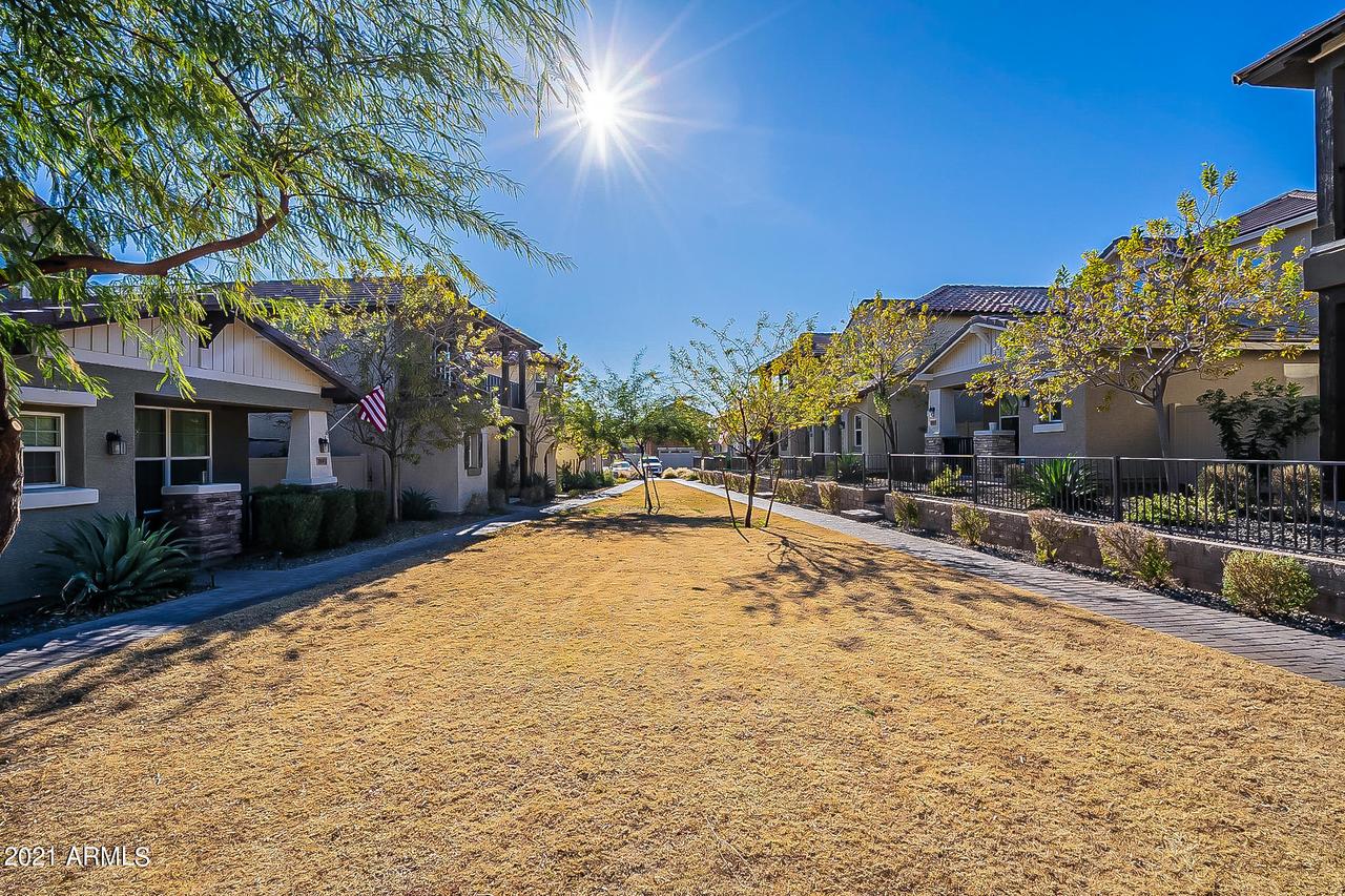 29401 N 123rd Dr., Peoria, AZ 85383