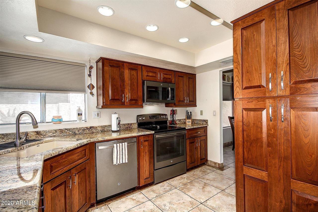 10308 N 65th Ln., Glendale, AZ 85302