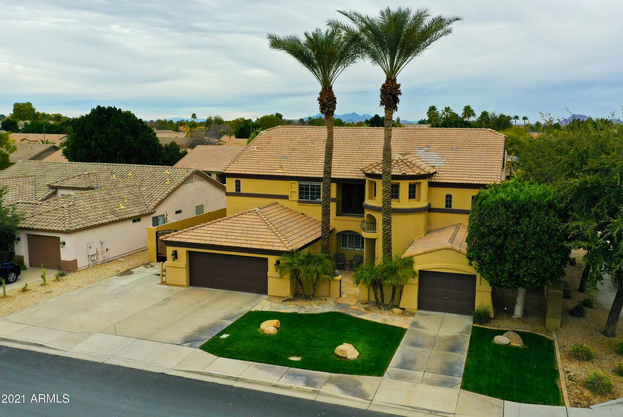 5462 E Grove Ave., Mesa, AZ 85206