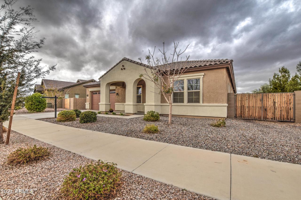 23374 S 209th Pl., Queen Creek, AZ 85142