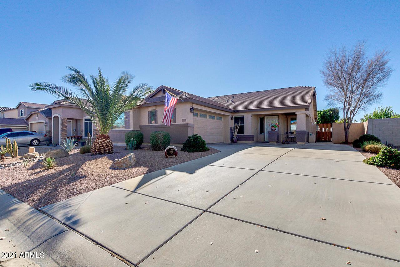 339 E Pasture Canyon Dr., San Tan Valley, AZ 85143