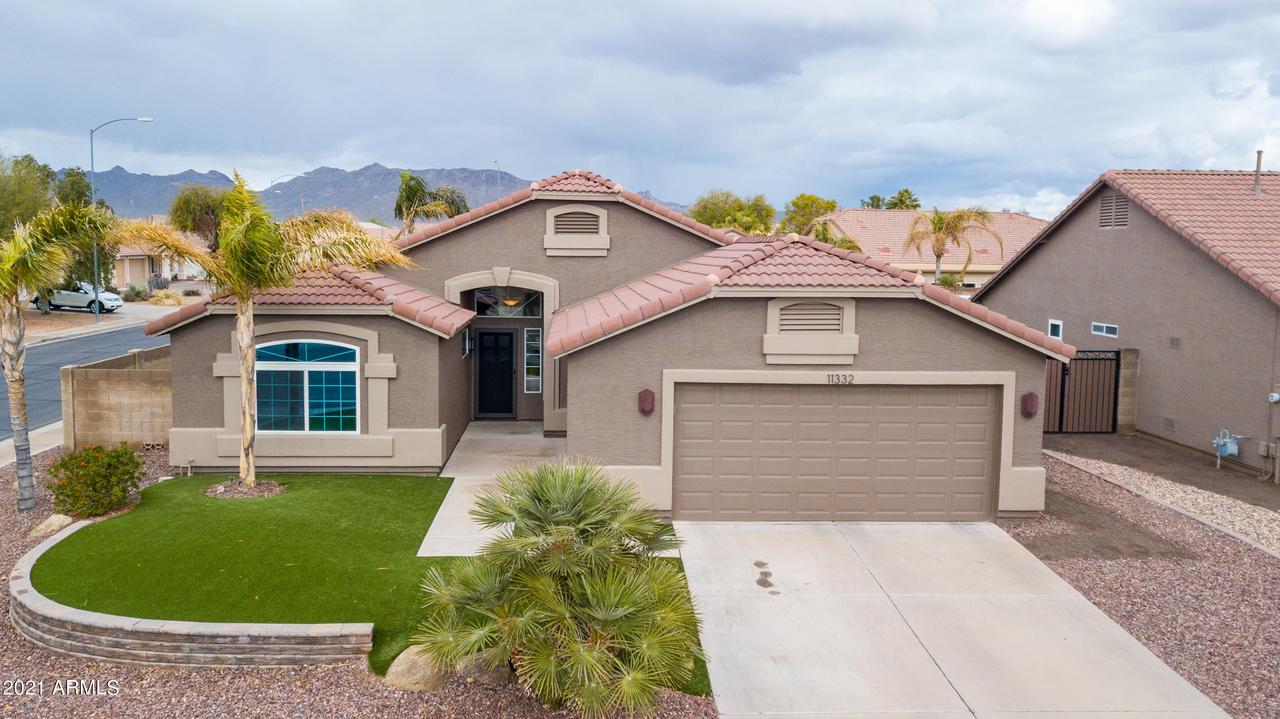 11332 E Des Moines Cir., Mesa, AZ 85207