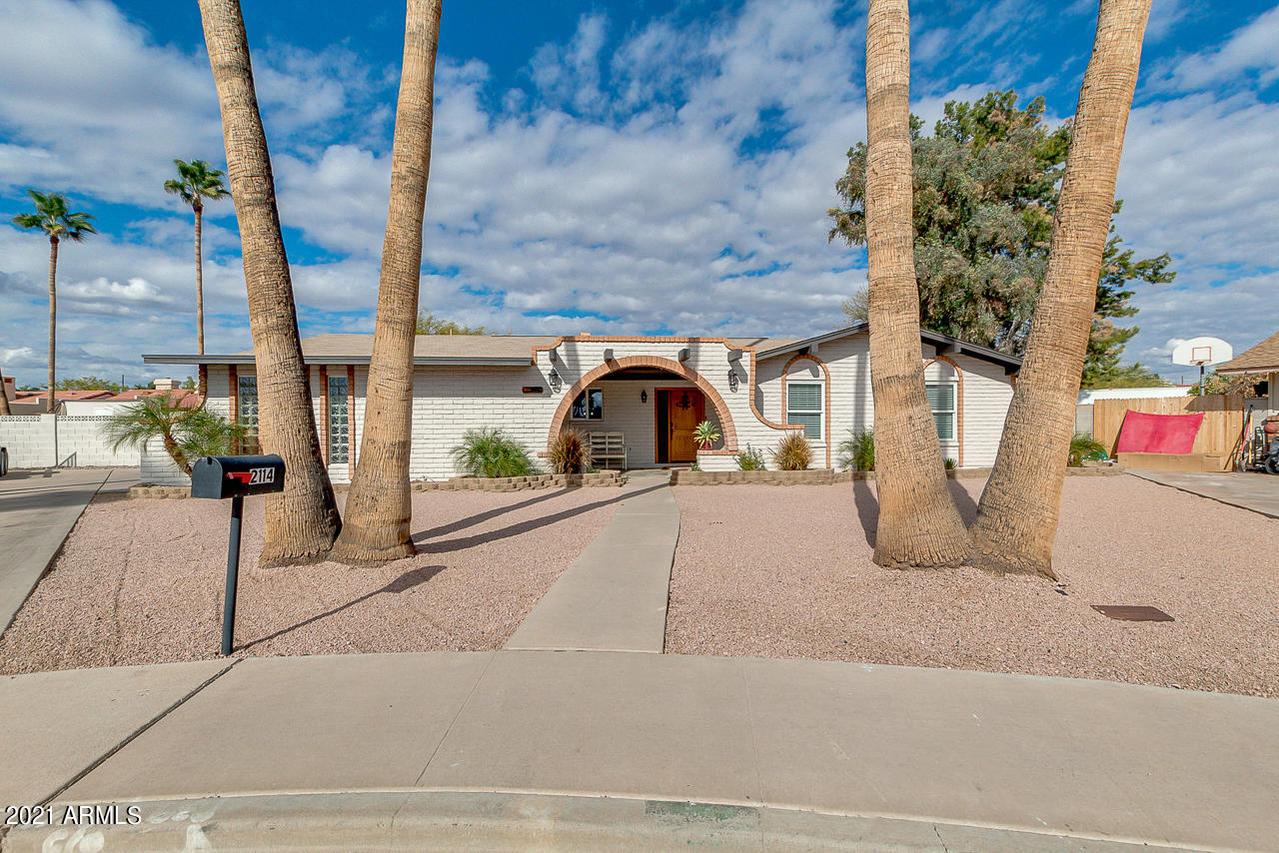 2114 E Fountain St., Mesa, AZ 85213