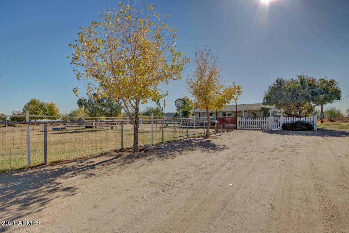 15531 W Orangewood Ave., Litchfield Park, AZ 85340