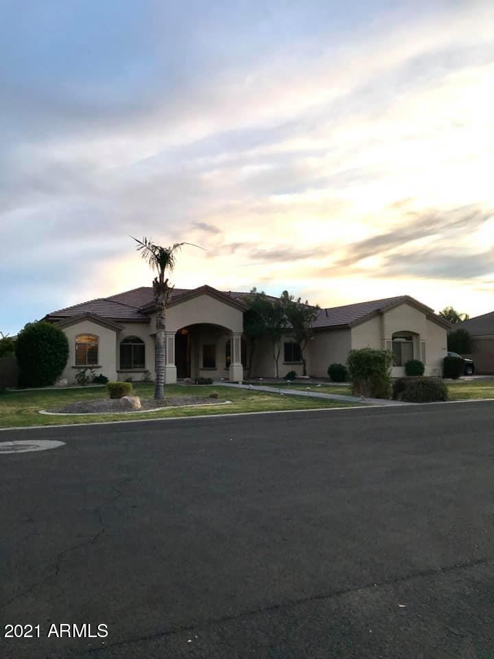 2701 E Beechnut Pl., Chandler, AZ 85249