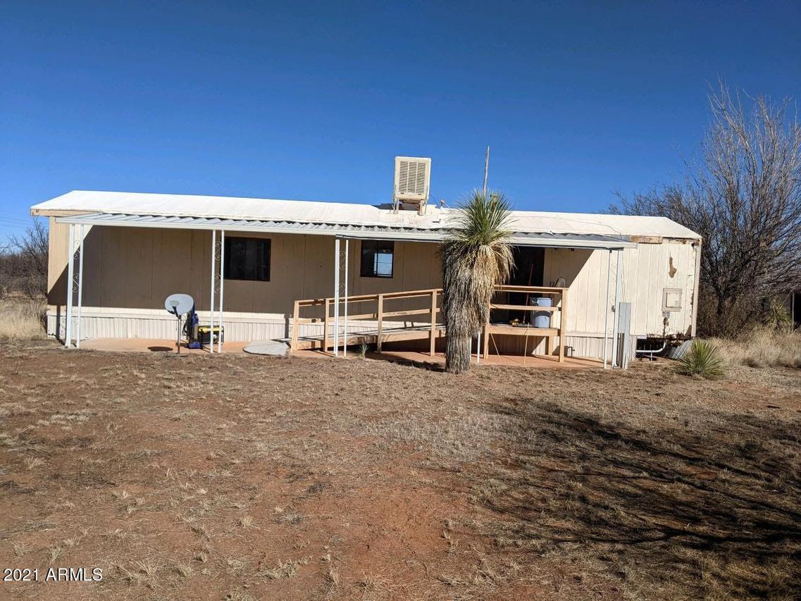 6151 S Ridling Dr., Hereford, AZ 85615