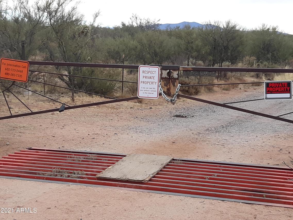 3 miles E Gardenshire, Florence, AZ 85132