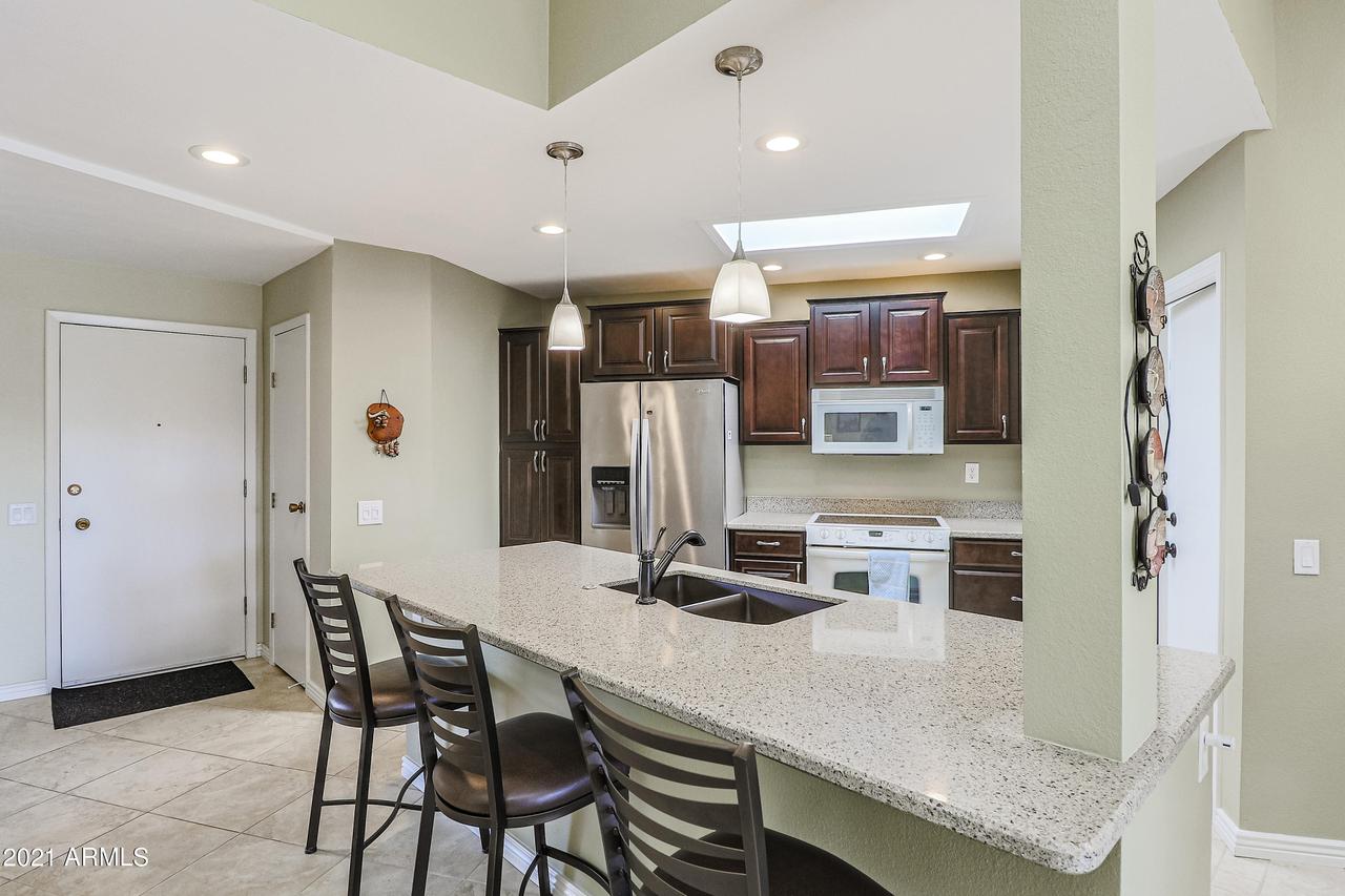 13865 N 111th Ave., Sun City, AZ 85351