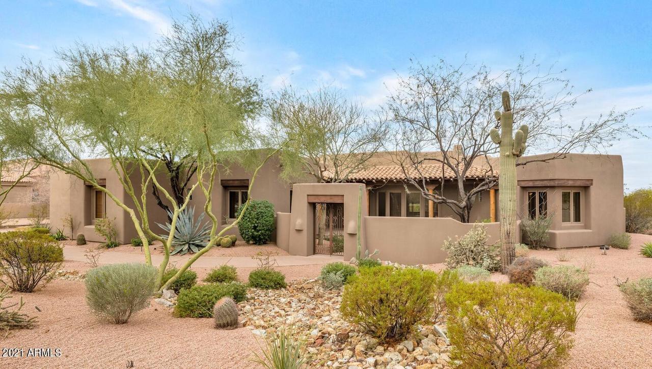 3930 N Pinnacle Hills Cir., Mesa, AZ 85207