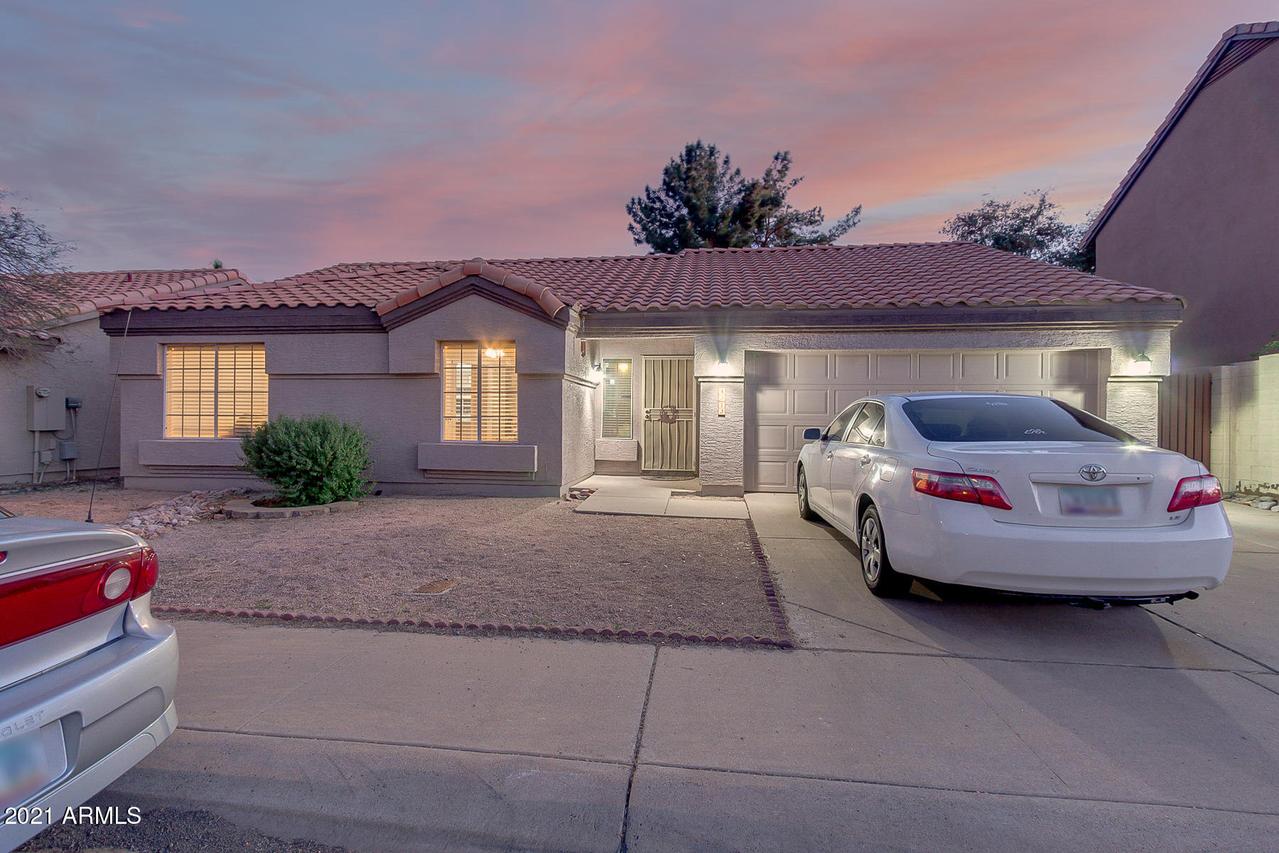 4313 E Muirwood Dr., Phoenix, AZ 85048