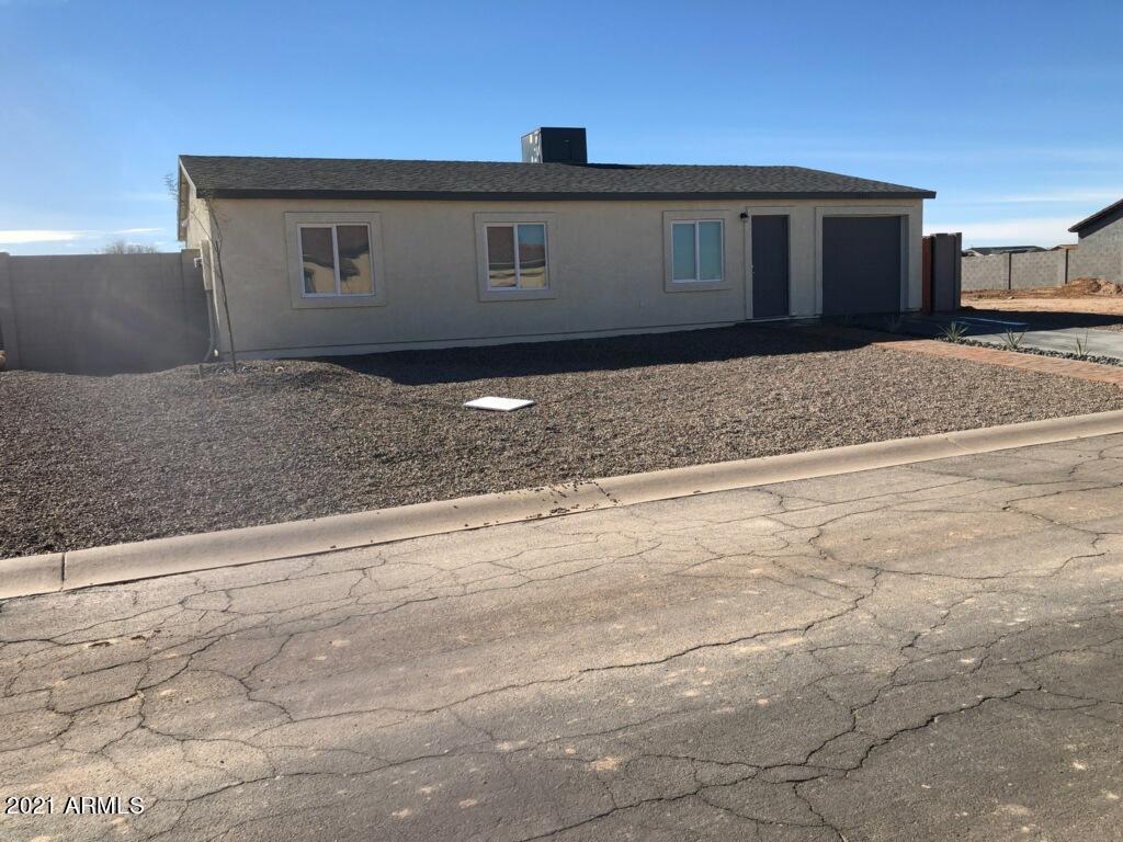 10941 W Torren Dr., Arizona City, AZ 85123