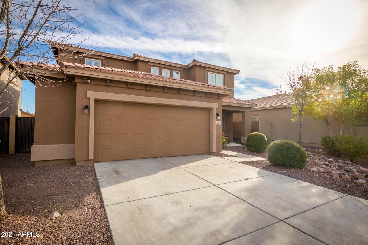 18073 W Post Dr., Surprise, AZ 85388