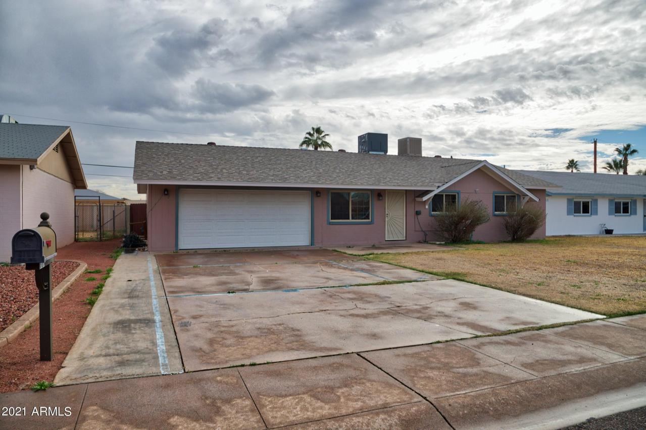 8107 N 41st Dr., Phoenix, AZ 85051