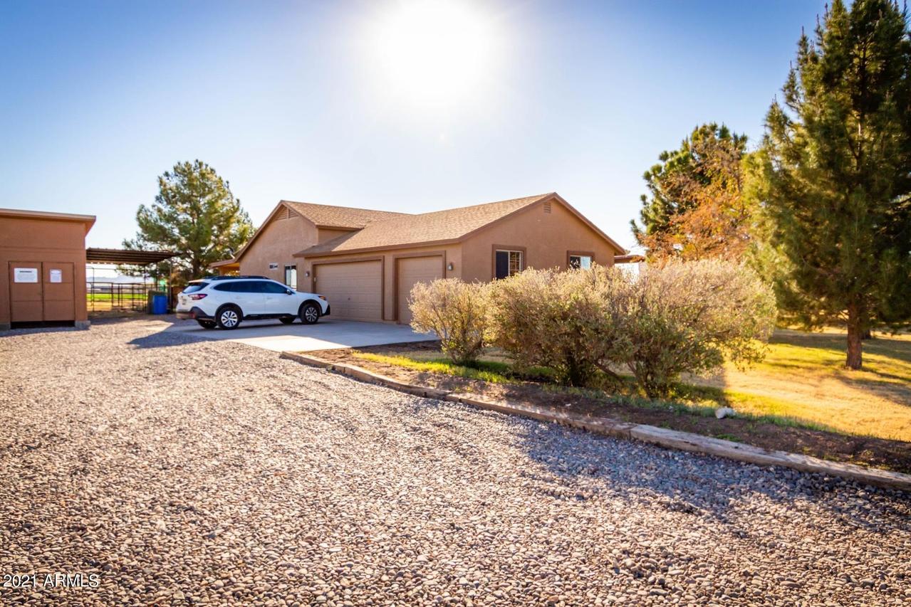8913 S 213th Dr., Buckeye, AZ 85326