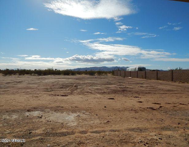 207xx W Madre Del Oro Dr, Wittmann, AZ 85361