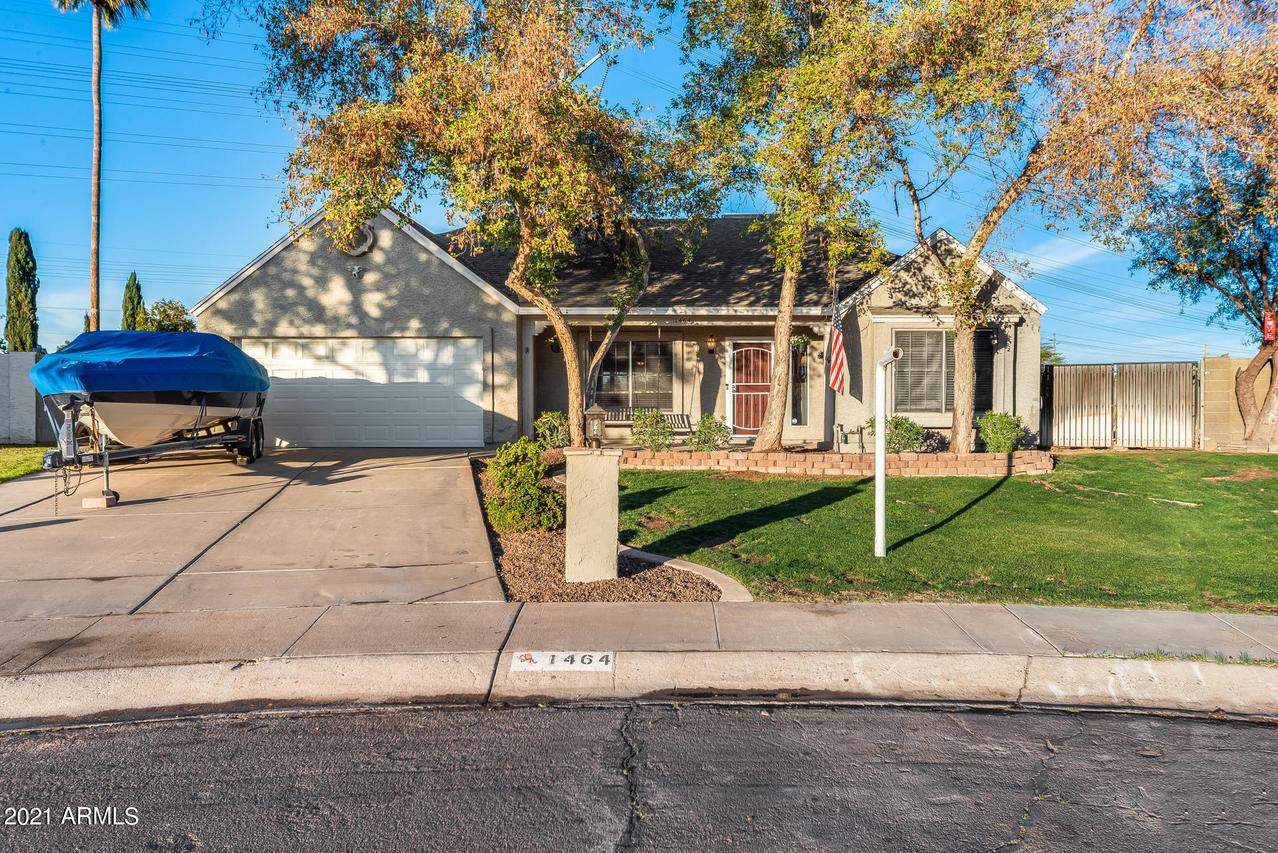 1464 E Divot Dr., Tempe, AZ 85283