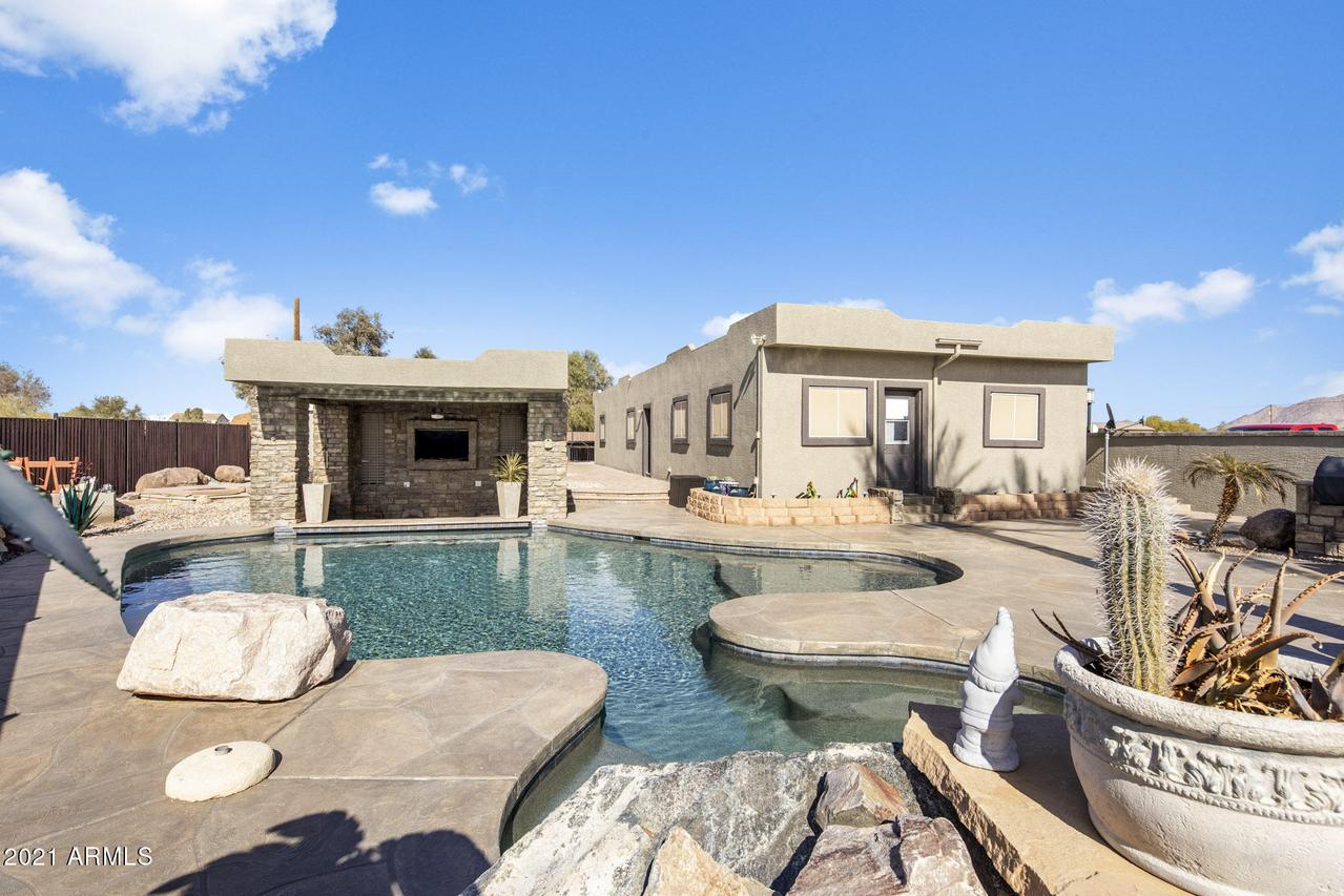 10564 N Little Wind Way, Casa Grande, AZ 85122