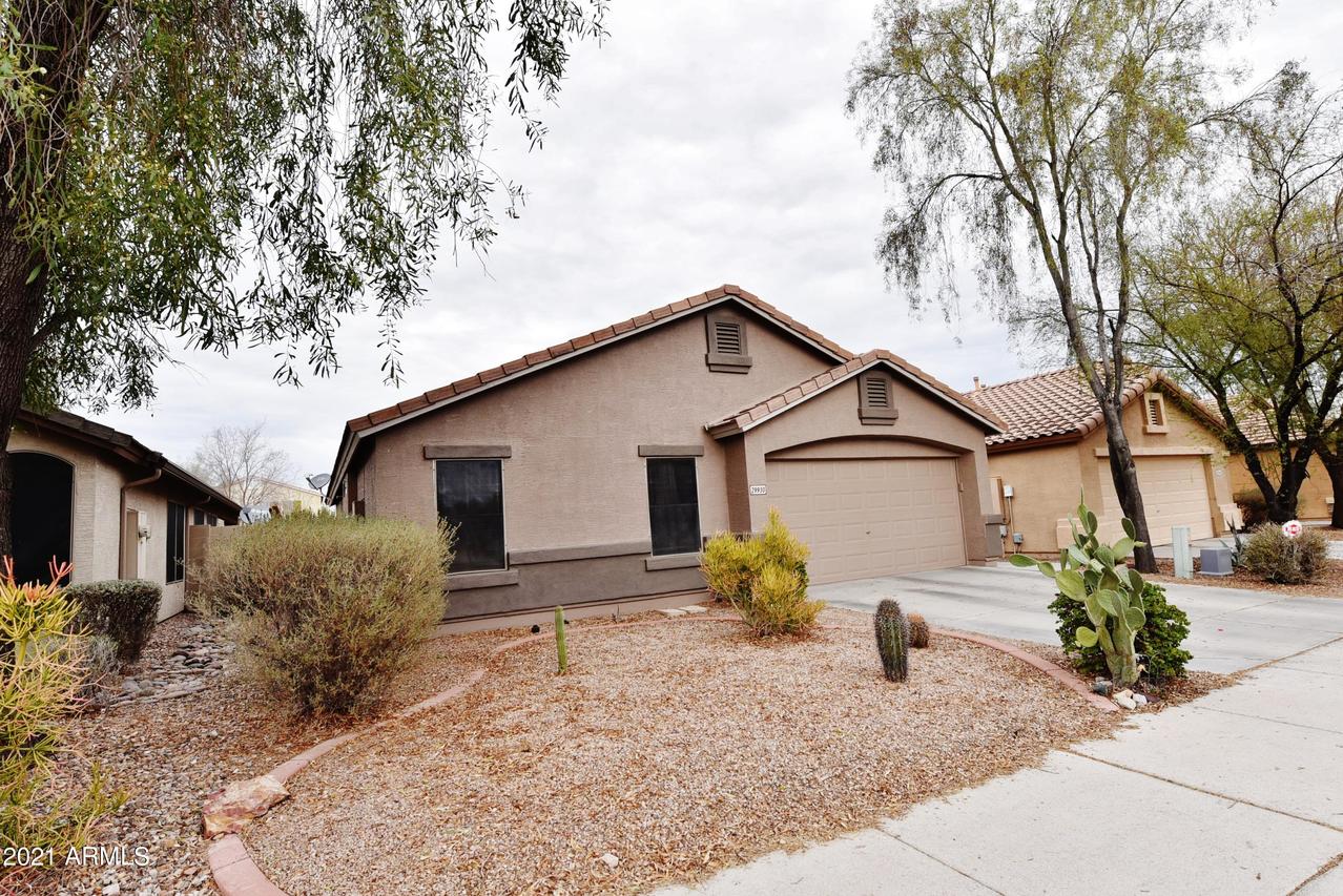 29930 N Broken Shale Dr., San Tan Valley, AZ 85143