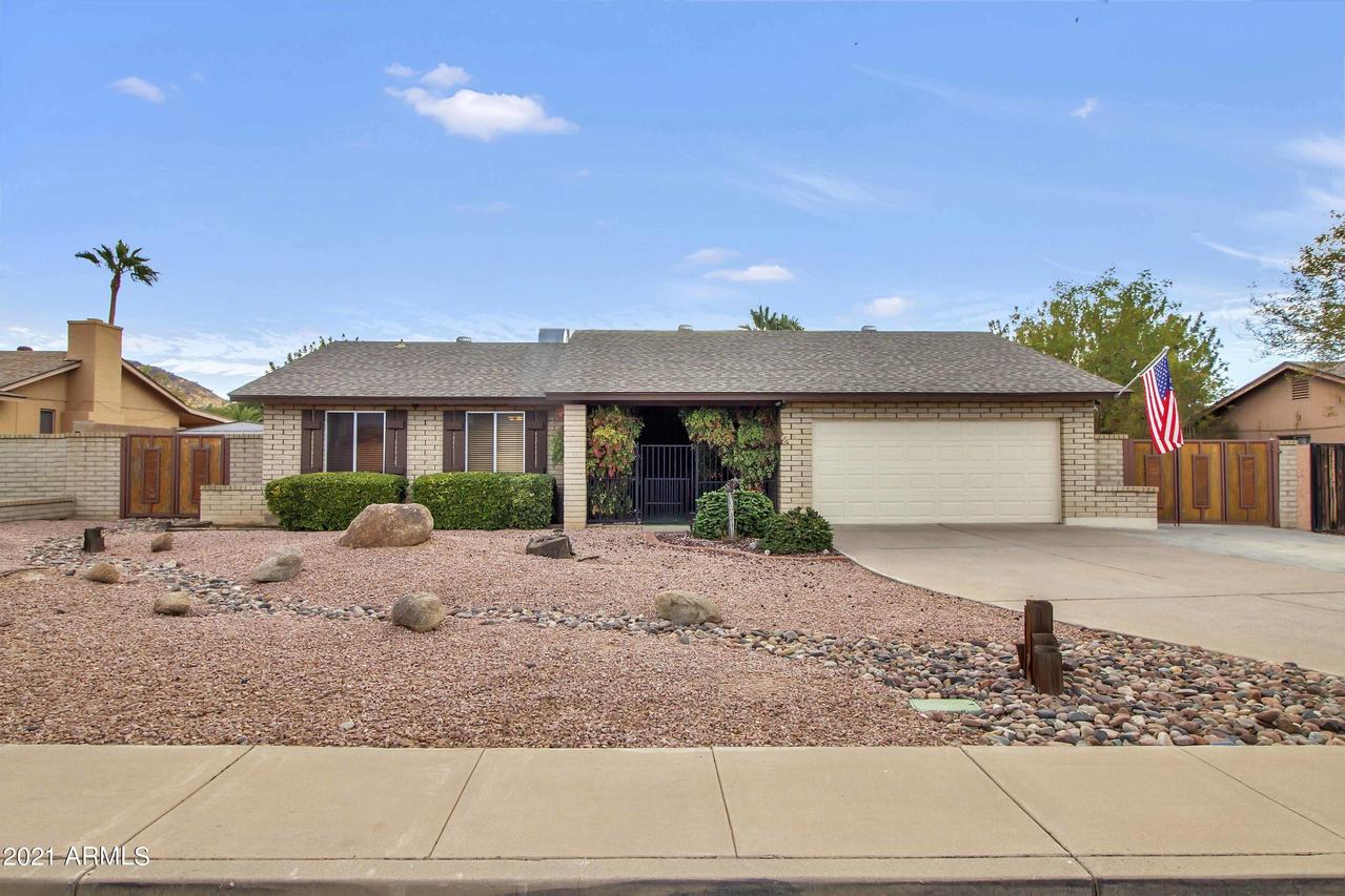 915 E Paradise Ln., Phoenix, AZ 85022