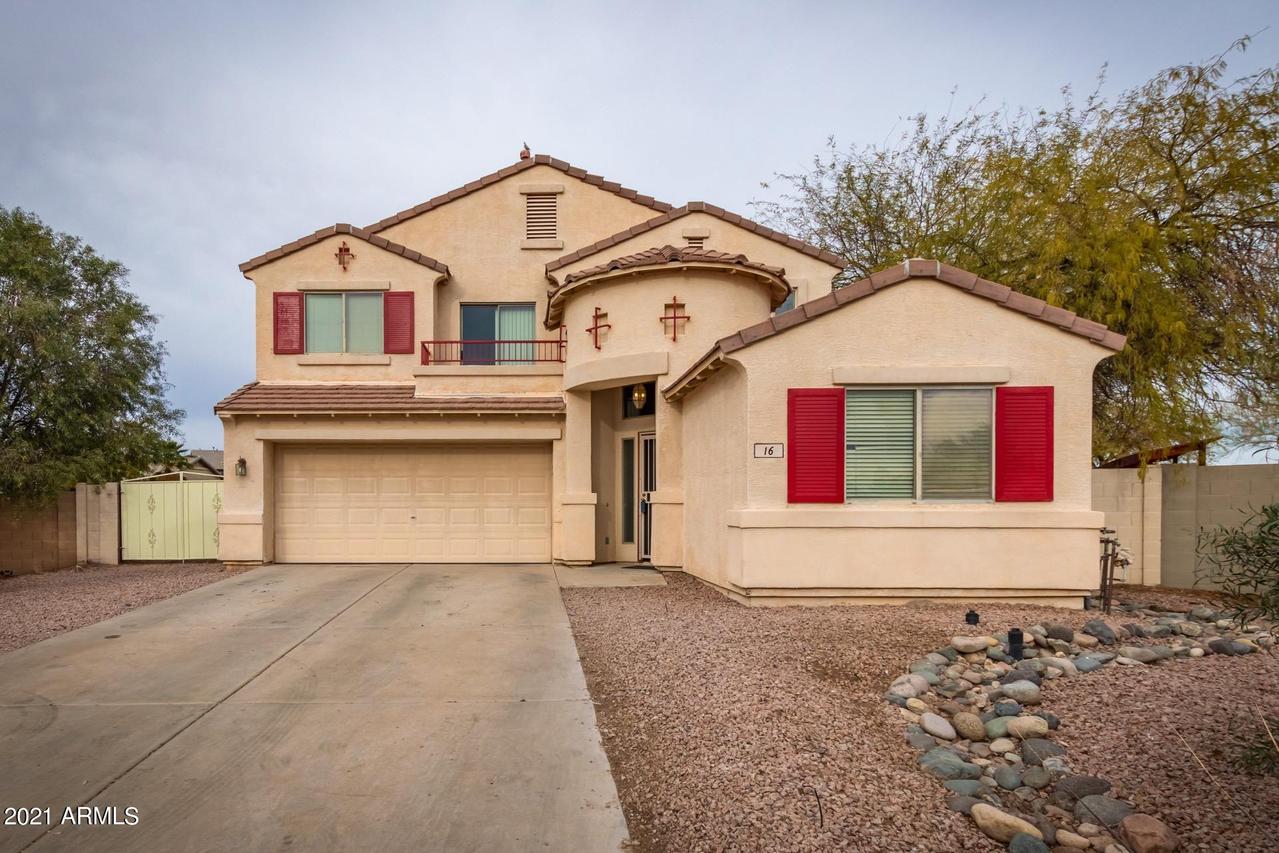 16 W Brahman Blvd., San Tan Valley, AZ 85143