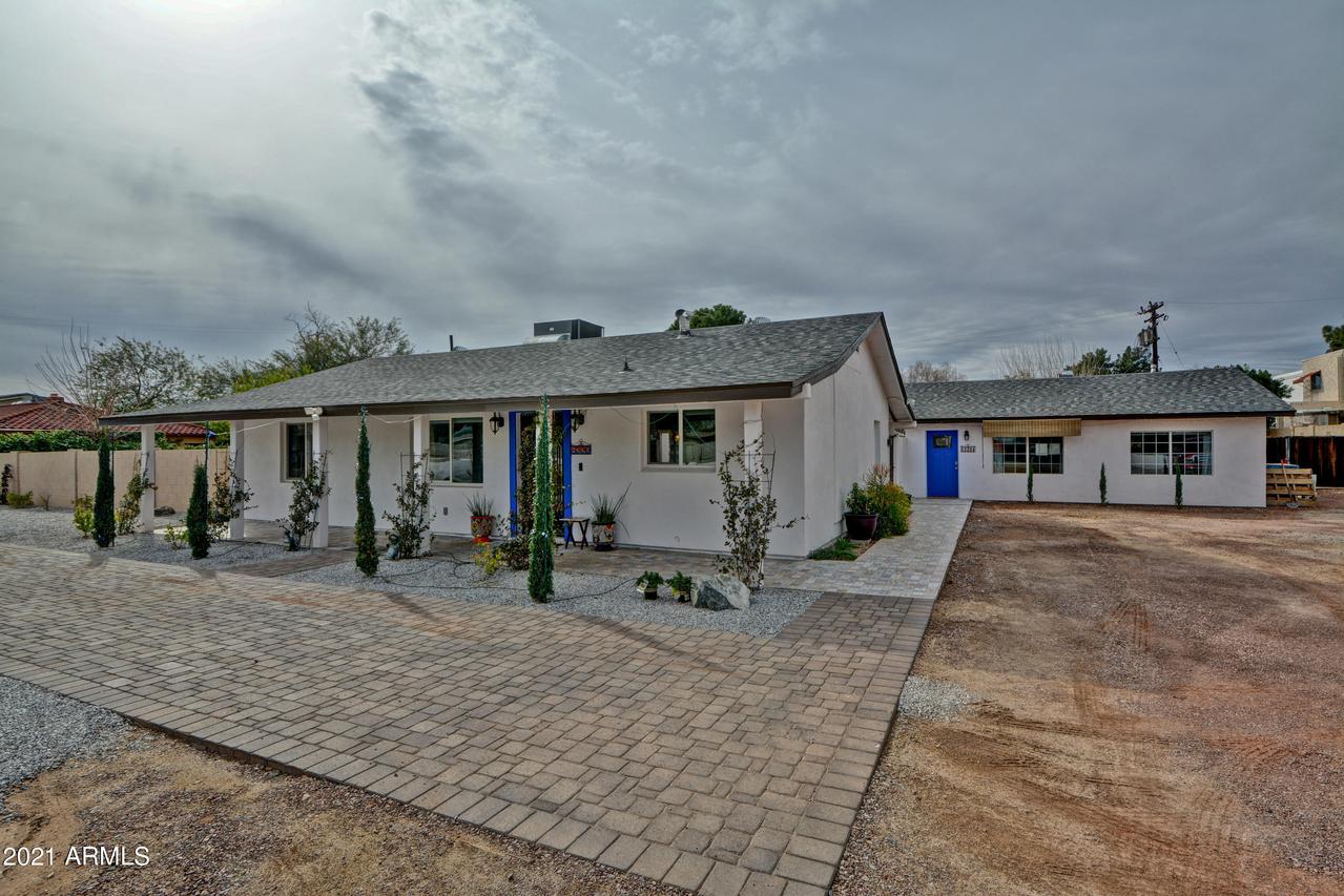6330 N 7th Ave., Phoenix, AZ 85013