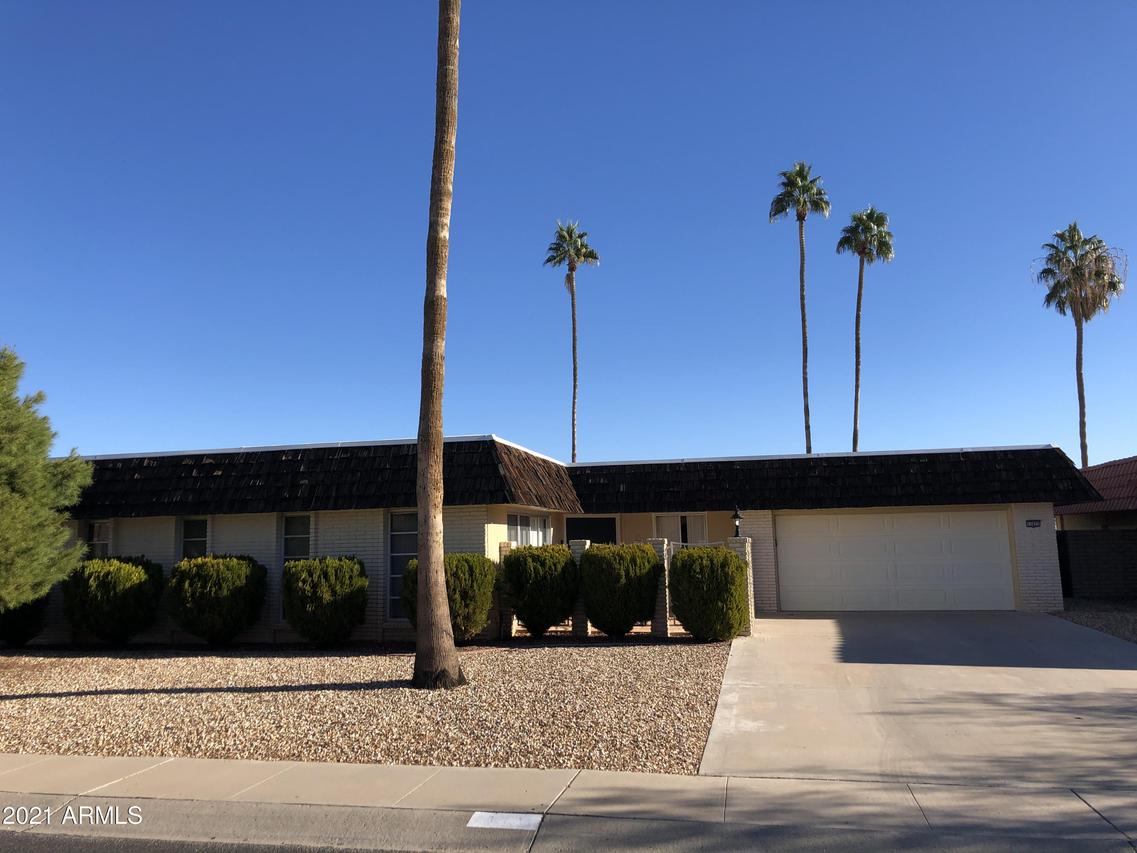 13825 N Crown Point, Sun City, AZ 85351