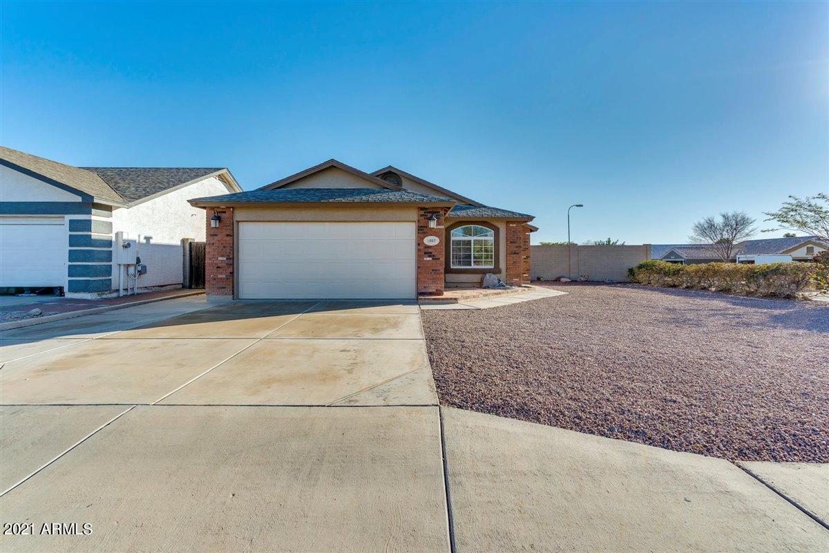 1057 W Mesquite Ave., Apache Junction, AZ 85120