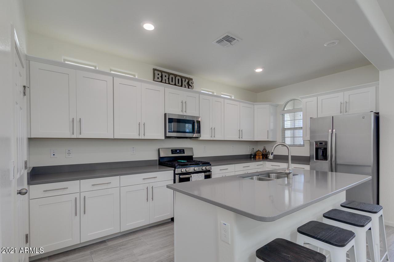 3181 S Mingus Dr., Chandler, AZ 85286