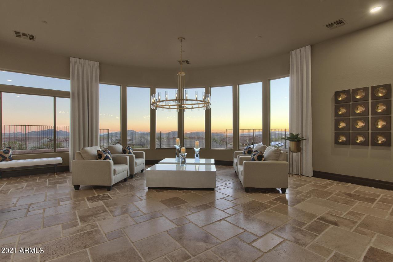 2549 W Shinnecock Way, Anthem, AZ 85086
