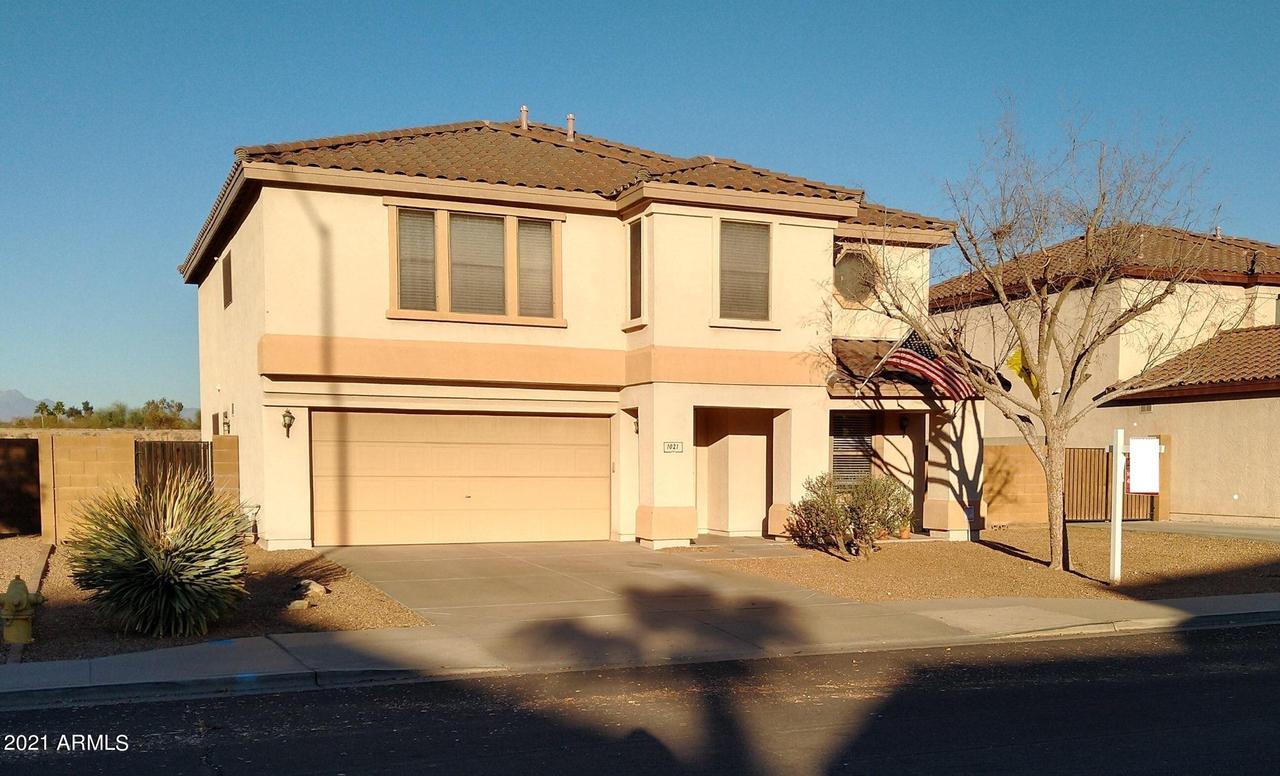 1021 S Grenoble, Mesa, AZ 85208