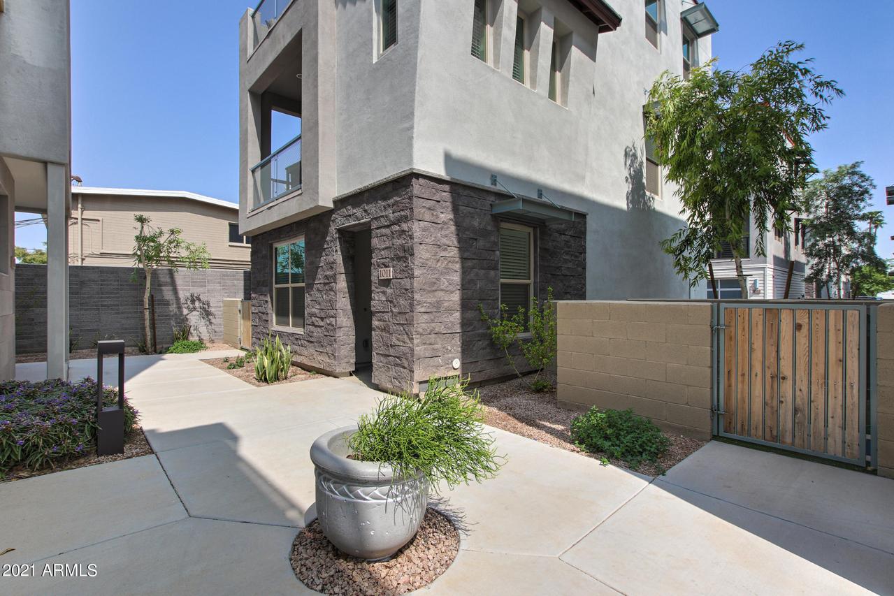 3510 N Miller Rd. #1011, Scottsdale, AZ 85251