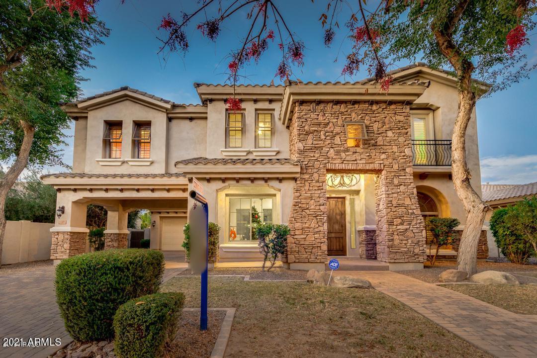 4320 E Santa Fe Ln., Gilbert, AZ 85297
