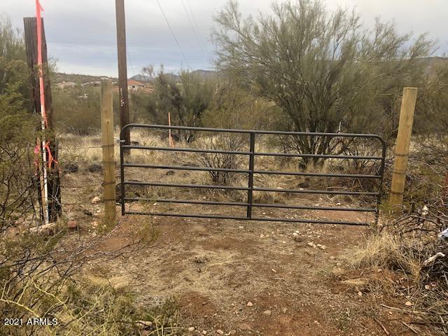 44240 N 19th St. #4, New River, AZ 85087