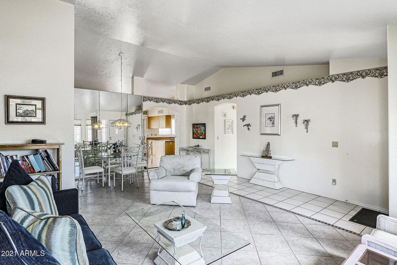 20629 N 110th Ave., Sun City, AZ 85373