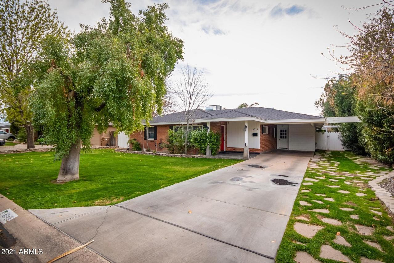 4049 E Weldon Ave., Phoenix, AZ 85018