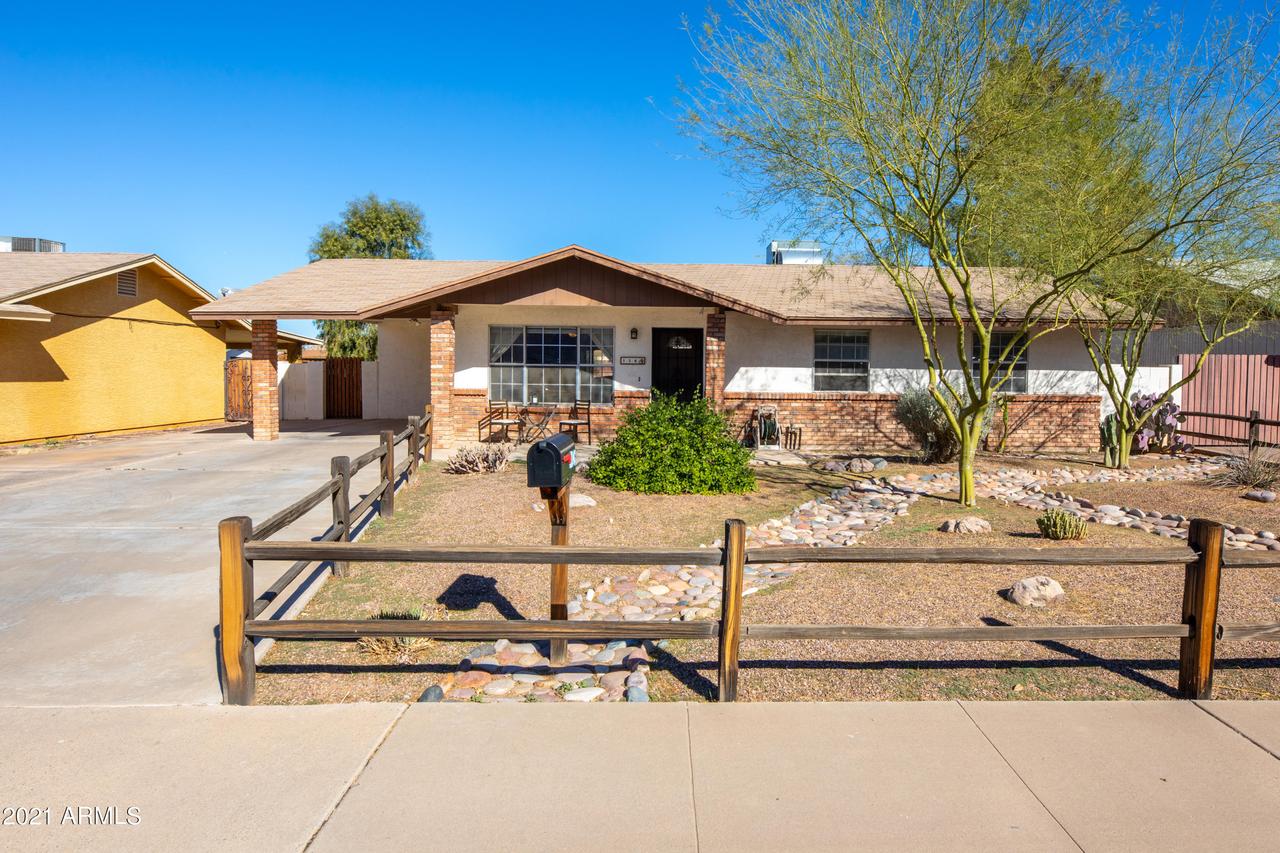 126 E Mclellan Rd., Mesa, AZ 85201