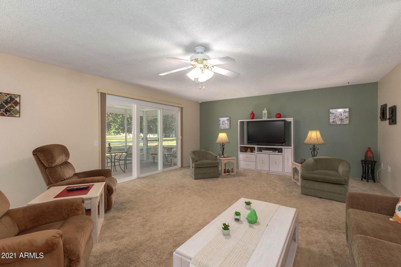 17884 N 99th Dr., Sun City, AZ 85373