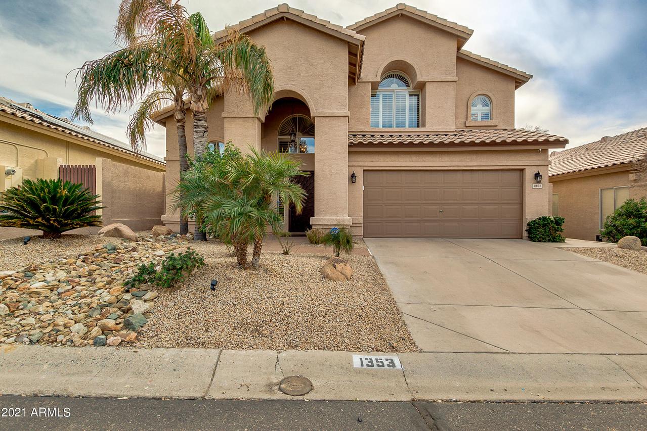 1353 E Sheena Dr., Phoenix, AZ 85022