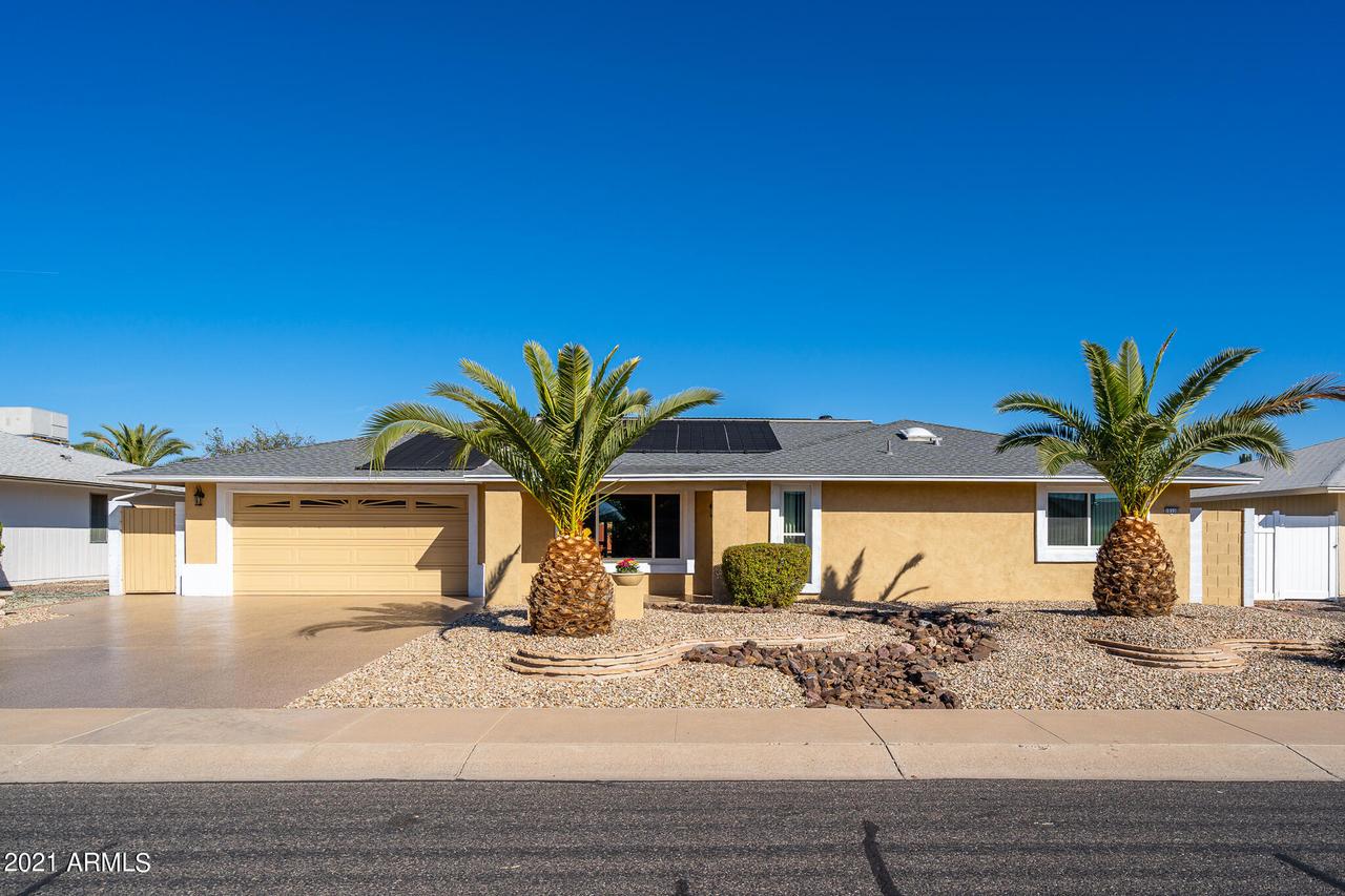 10330 W Pine Springs Dr., Sun City, AZ 85373